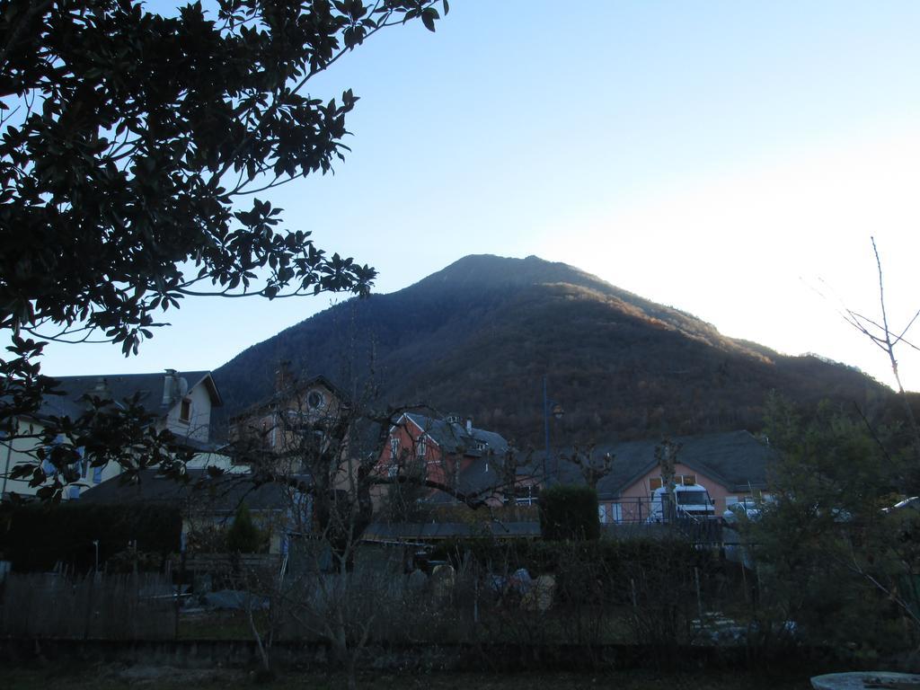 Appartement Le Nerbiou Pierrefitte Nestalas Ruang foto